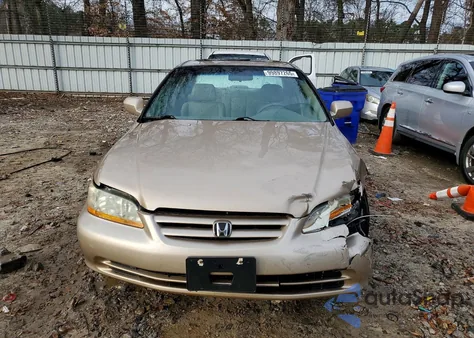 2002 Honda Accord Ex z USA, uszkodzony, nr VIN 1HGCG16582A054730